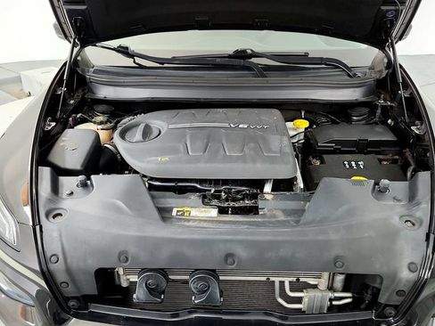 Used 2017 Jeep Cherokee Limited AWD/4WD image 11