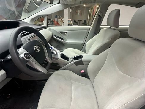 Used 2013 Toyota Prius Three w/ Solar Roof Pkg image 11