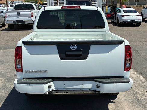 Used 2021 Nissan Frontier S RWD image 6