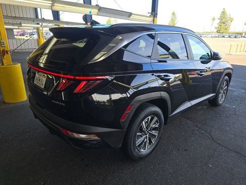 Used 2023 Hyundai Tucson Blue AWD/4WD image 2