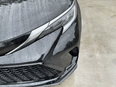 Used 2023 Toyota Sienna XSE FWD image 6