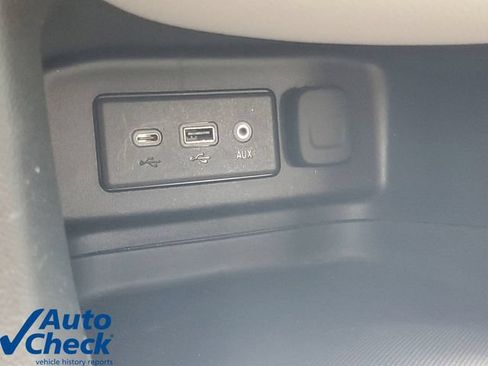 Used 2023 Chevrolet Equinox LS w/ LS Convenience Package FWD image 27