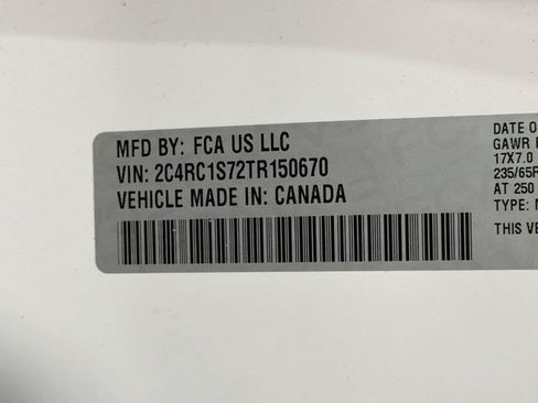 Used 2026 Chrysler Pacifica Select FWD image 29