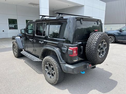 Used 2021 Jeep Wrangler Unlimited Rubicon 4xe w/ Dual Top Group AWD/4WD image 9
