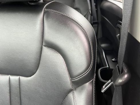 Used 2024 Kia Sorento S image 13