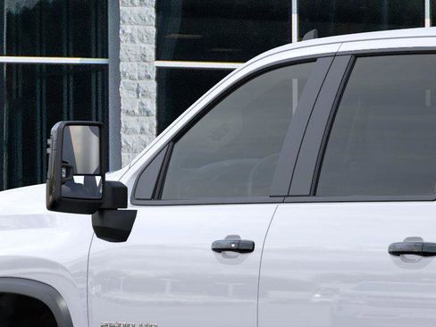 New 2026 Chevrolet Silverado 2500 ZR2 image 12