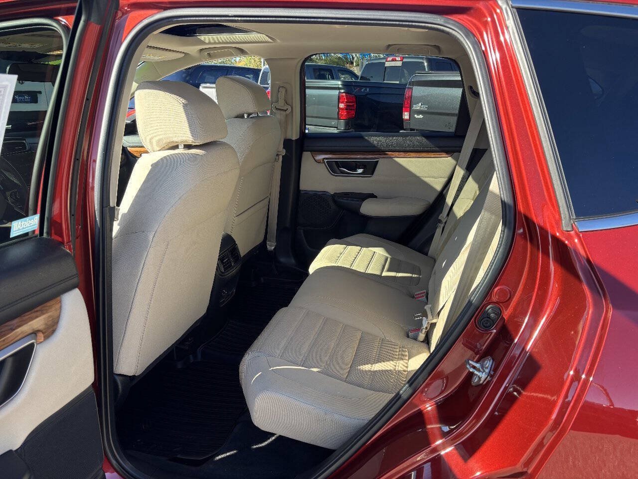 Used 2017 Honda CR-V EX image 10