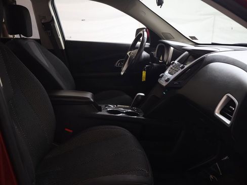 Used 2015 Chevrolet Equinox LT image 10