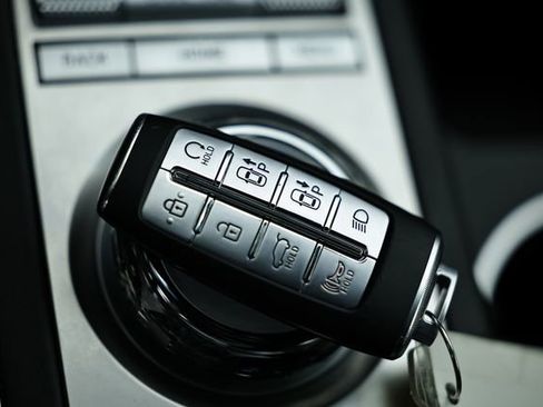 Used 2025 Genesis GV70 3.5T Sport w/ Sport Advanced Package image 43