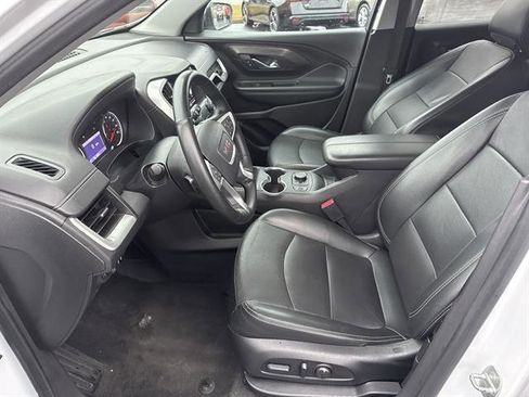 Used 2023 GMC Terrain SLT image 11