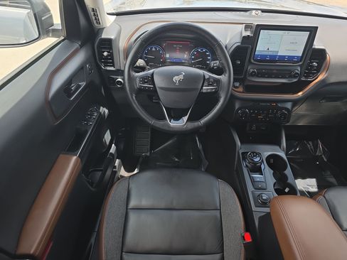 Used 2023 Ford Bronco Sport Outer Banks w/ Tech Package AWD/4WD image 19