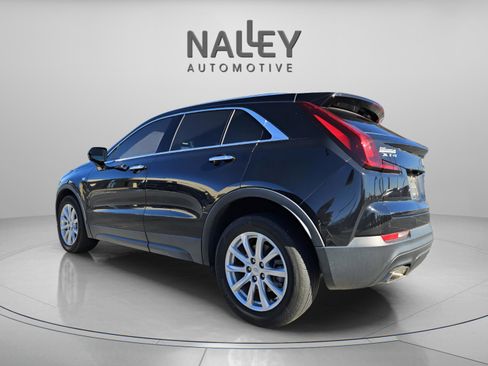 Used 2022 Cadillac XT4 Luxury w/ Driver Awareness Package image 3