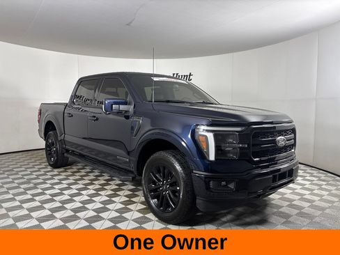Used 2025 Ford F150 Lariat w/ Equipment Group 501A Mid AWD/4WD image 4