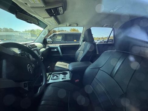 Used 2015 Toyota 4Runner SR5 image 8