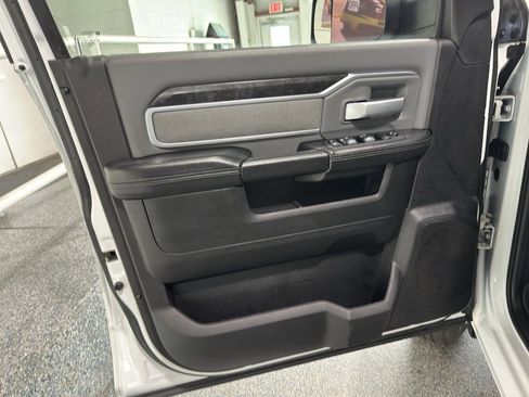Used 2022 RAM 2500 Big Horn image 16