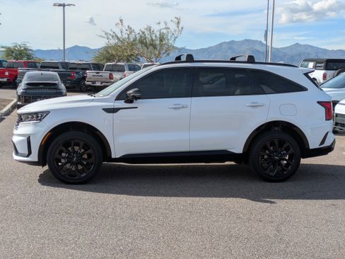 Used 2023 Kia Sorento SX image 6