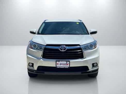 Used 2016 Toyota Highlander Limited FWD image 2