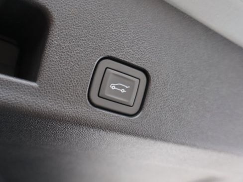 New 2026 Chevrolet Traverse RS image 42