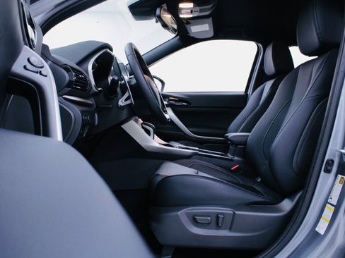 New 2024 Mitsubishi Eclipse Cross SEL image 3