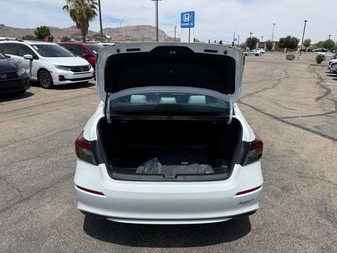 Certified 2025 Honda Civic Sport image 35