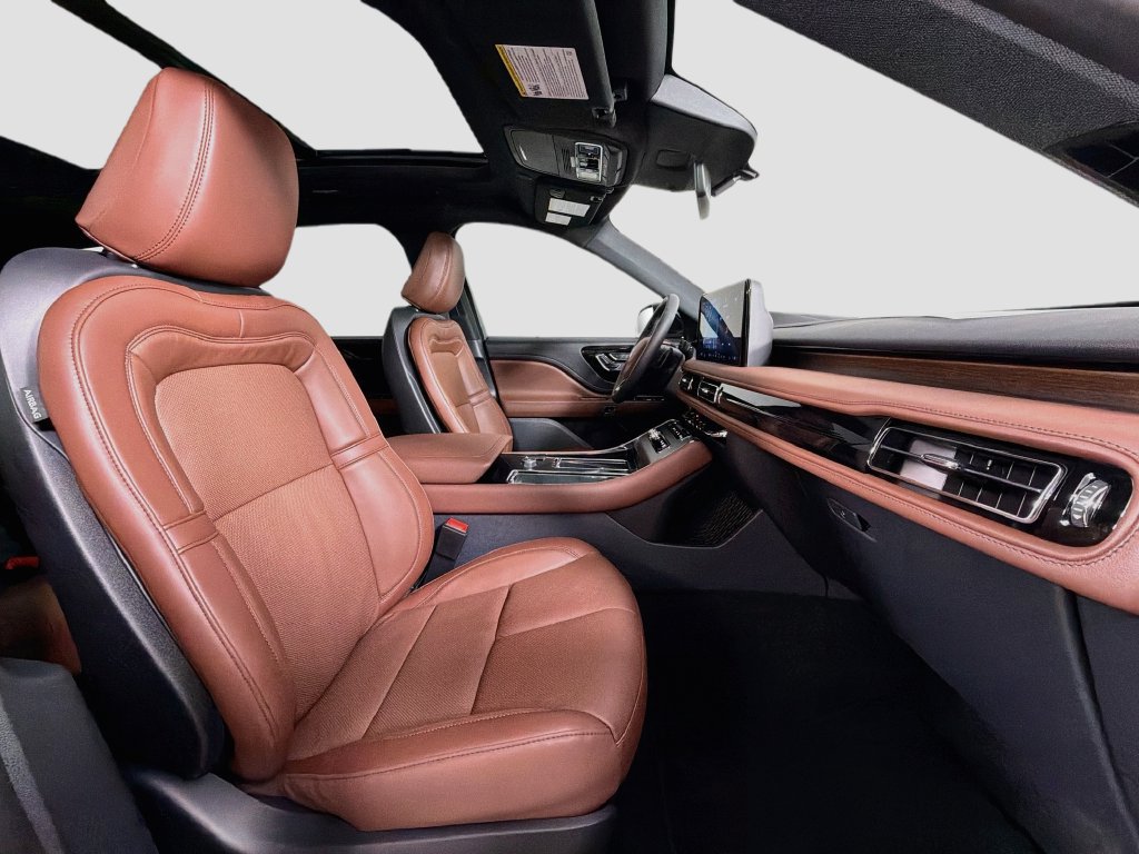 New 2026 Lincoln Aviator Reserve w/ Illumination Package RWD image 31