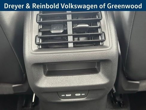 New 2026 Volkswagen Tiguan SE image 26