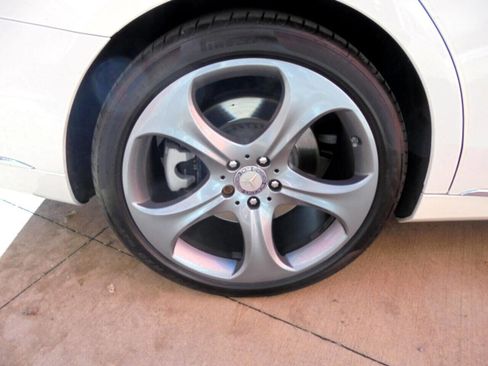 Used 2015 Mercedes-Benz S 550 Sedan image 27