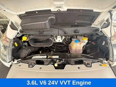 Used 2022 RAM ProMaster 2500 w/ Driver Convenience Group FWD image 31