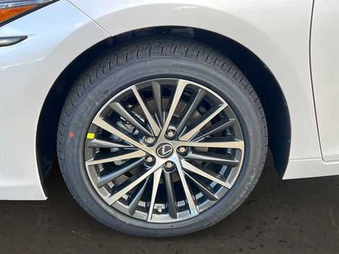 New 2025 Lexus ES 350 w/ Premium Package image 23