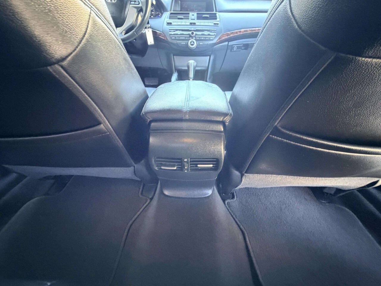 Used 2010 Honda Crosstour EX-L image 27