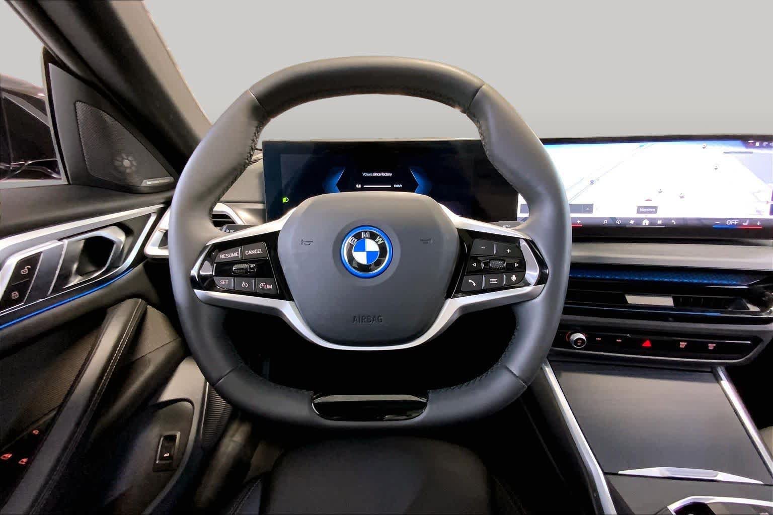 Used 2025 BMW i4 xDrive40i w/ Premium Package AWD/4WD image 5