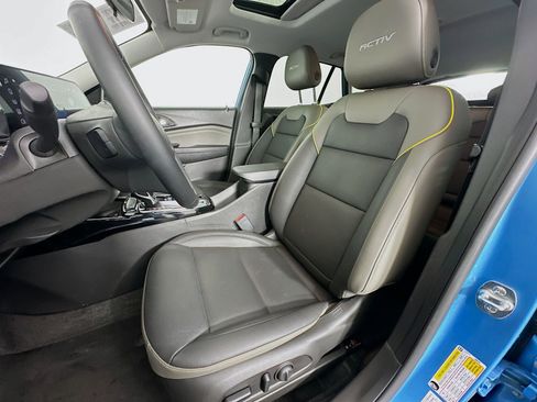 New 2025 Chevrolet Trax ACTIV w/ Sunroof Package image 21