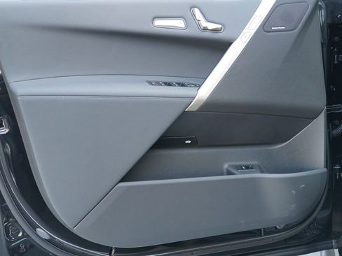 New 2026 BMW iX xDrive45 image 8