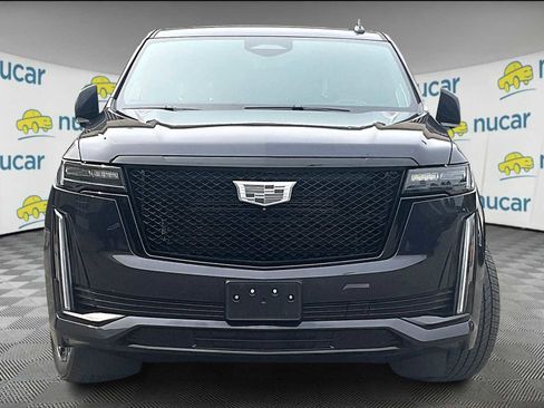 Used 2023 Cadillac Escalade Sport Platinum w/ LPO, ONYX Package image 2