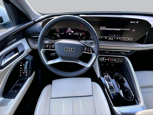 Used 2025 Audi Q5 Prestige AWD/4WD image 6