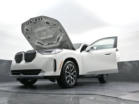 New 2026 BMW X3 xDrive30 image 38
