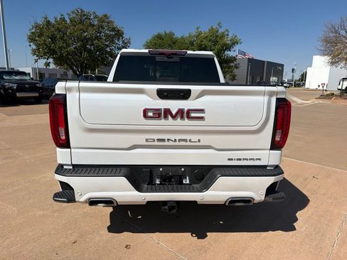 Used 2024 GMC Sierra 1500 Denali AWD/4WD image 3