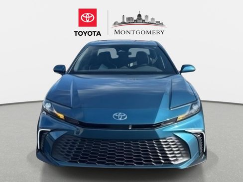New 2026 Toyota Camry SE FWD image 8