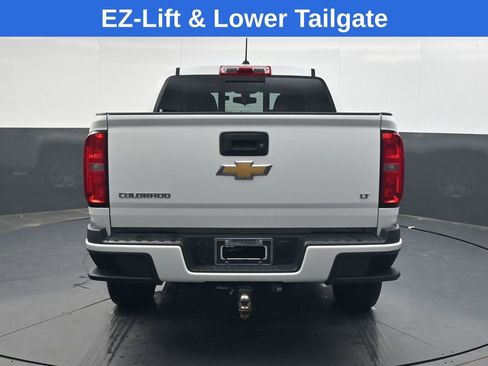 Used 2016 Chevrolet Colorado LT w/ LT Convenience Package RWD image 5