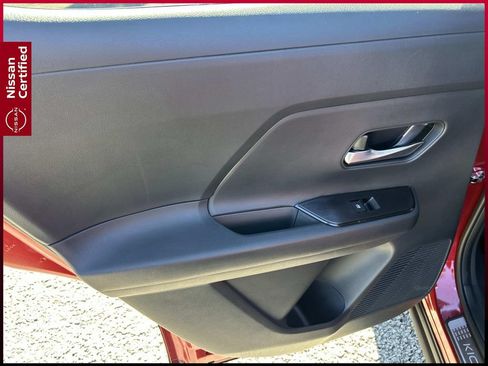 Certified 2025 Nissan Kicks SV w/ SV Premium Package FWD image 21