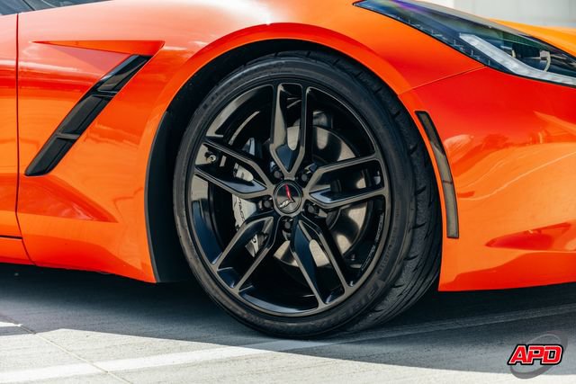 Used 2019 Chevrolet Corvette Stingray Coupe w/ Carbon Flash Badge Package RWD image 60