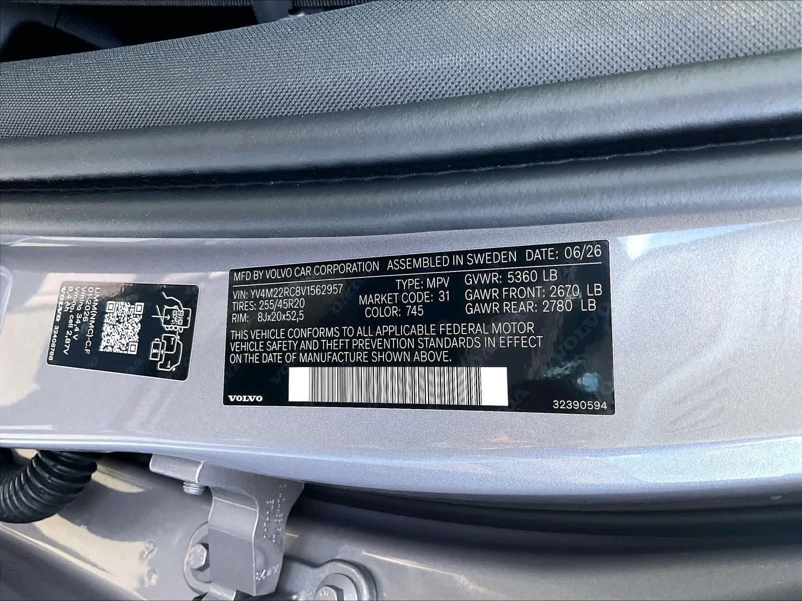 New 2027 Volvo XC60 B5 Plus AWD/4WD image 35