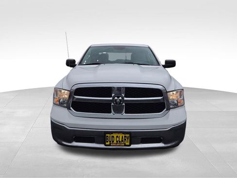 Used 2019 RAM 1500 Classic SLT AWD/4WD image 9