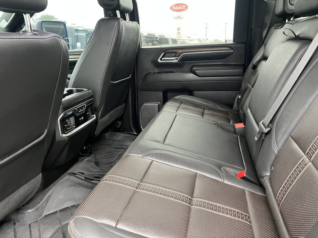 Used 2024 Chevrolet Silverado 3500 High Country w/ High Country Premium Package AWD/4WD image 28