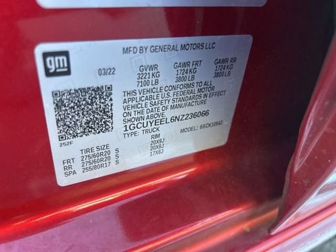 Used 2022 Chevrolet Silverado 1500 RST w/ Safety Package image 34