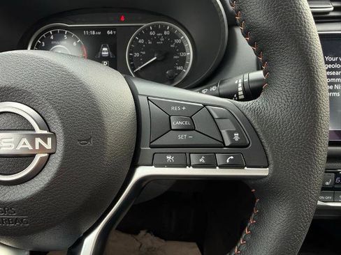 New 2025 Nissan Versa SR w/ Trunk Package image 23