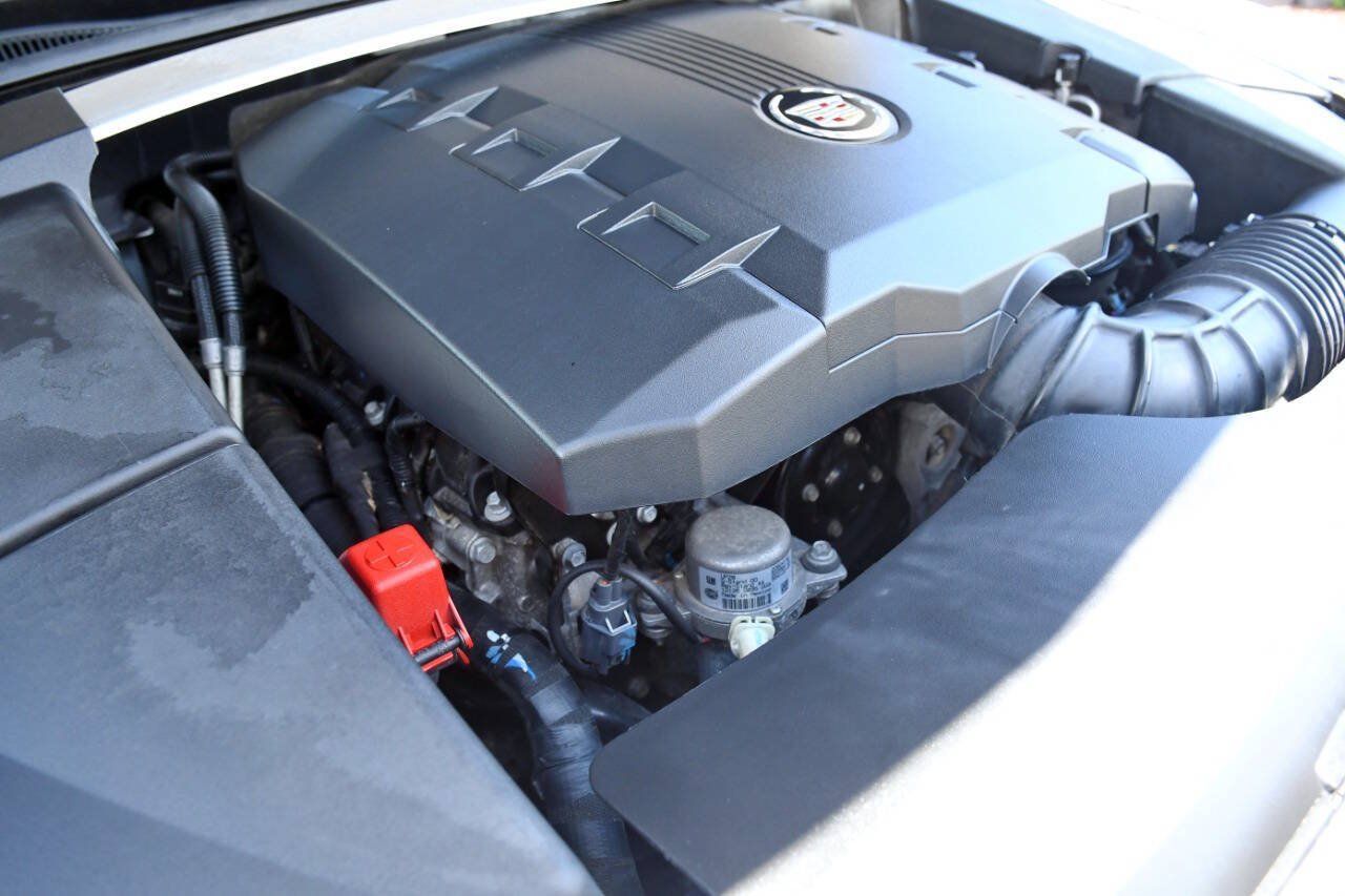 Used 2012 Cadillac CTS Luxury RWD image 30