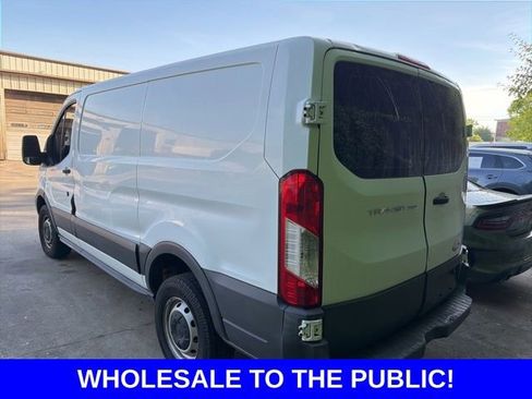 Used 2015 Ford Transit 250 130 Low Roof RWD image 14