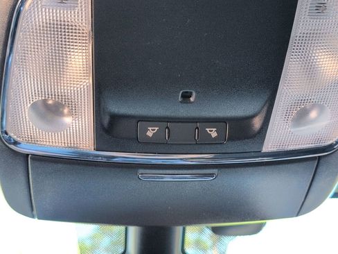 Used 2020 Dodge Durango SXT image 15
