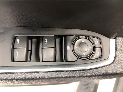 Used 2022 Chevrolet Silverado 1500 LT image 12